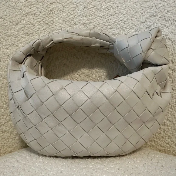 Bottega Veneta Chalk White Woven Bag - Picture 4 of 14